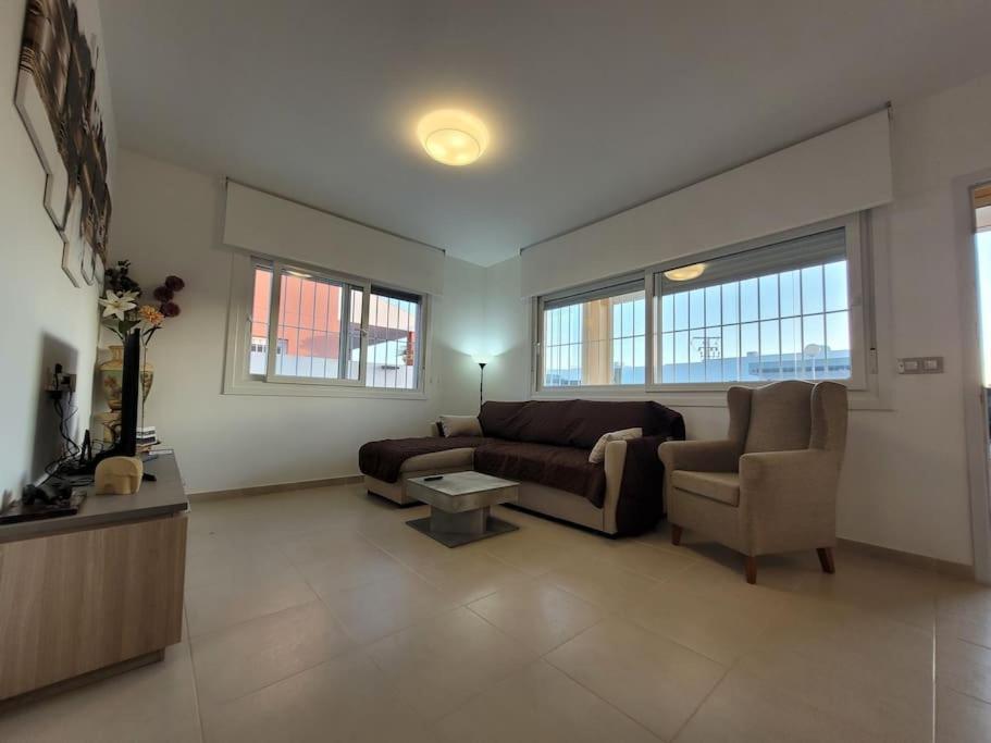 Chalet Adosado Acogedor Busot Alicante Eksteriør billede
